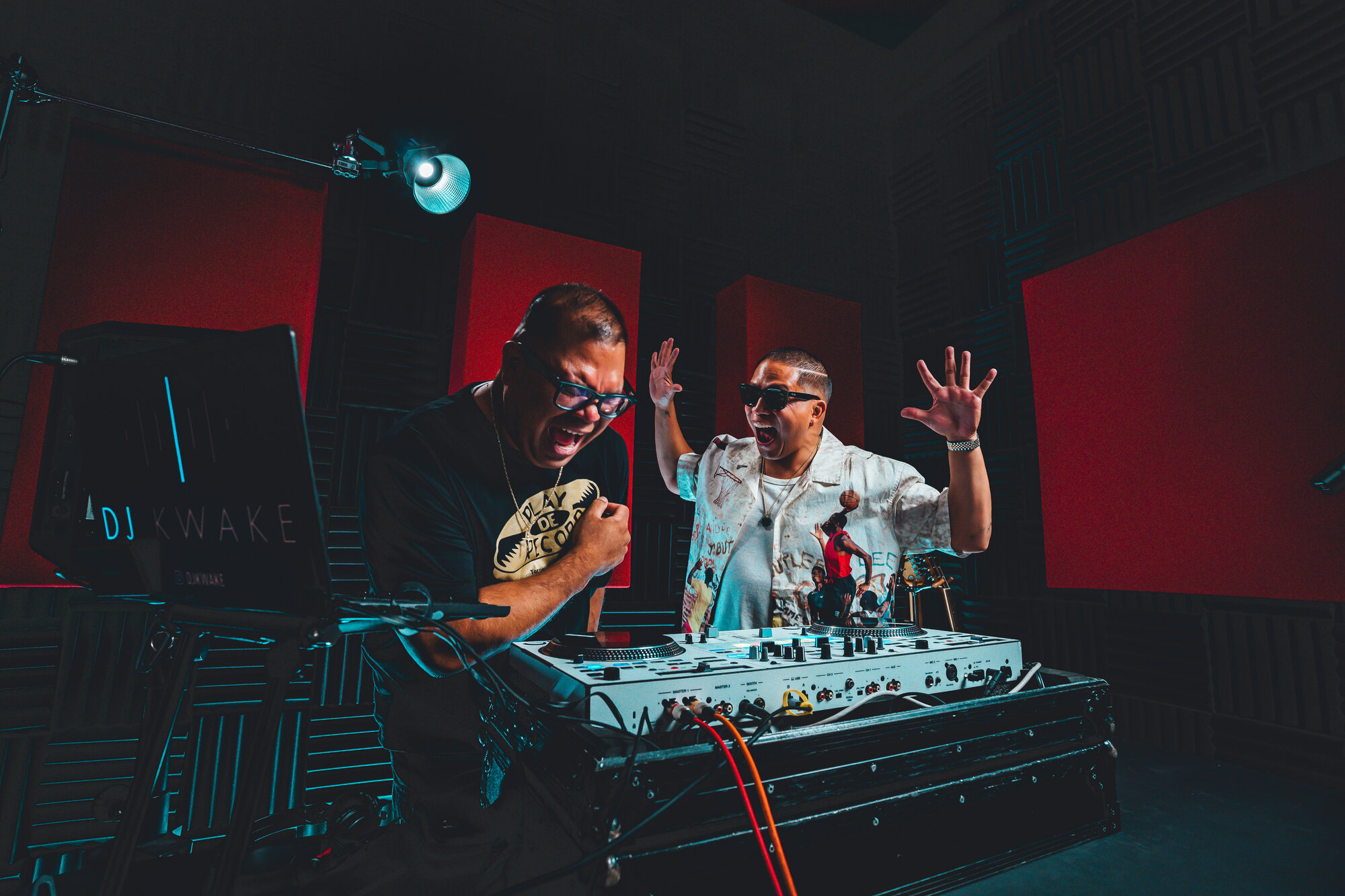 Behind The Sound, live in studio